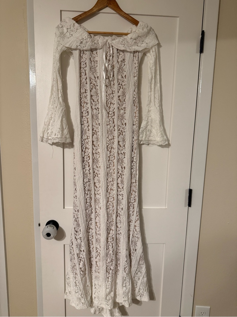 White Off-Shoulder Lace Maxi Dress